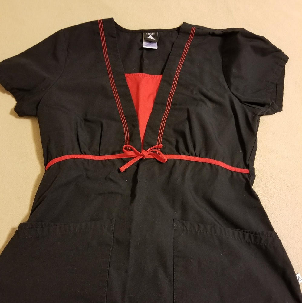 Scrub top